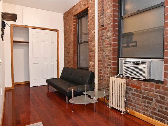 2nd image of 123 Ludlow St APT 12