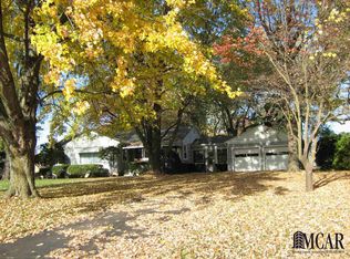 765 E Hurd Rd, Monroe, MI 48162