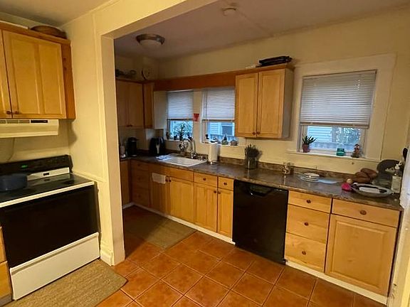4th image of 528 Mount Auburn St #1_?