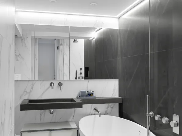 120 Central Park South image 8 of 11