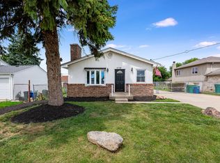 5738 W 85th St, Burbank, IL
