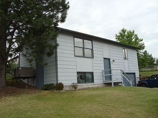 1st image of 2904 Highwood Dr