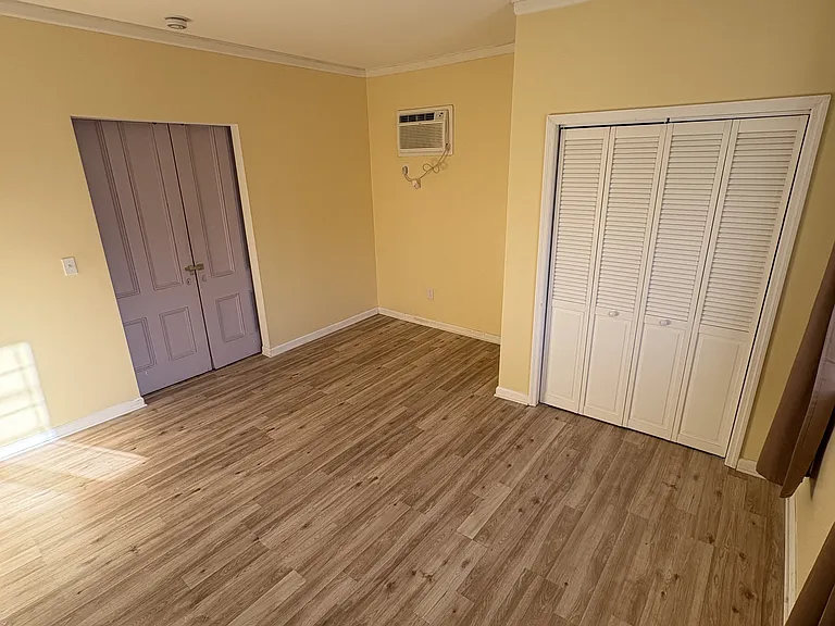 516 Forest St #1 — Photo 7