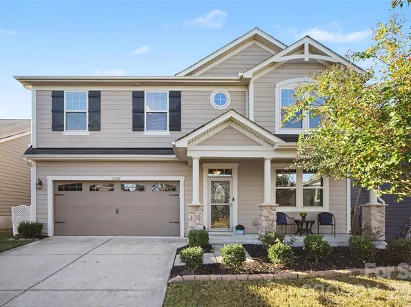 12632 Heath Grove Dr, Huntersville, NC 28078
