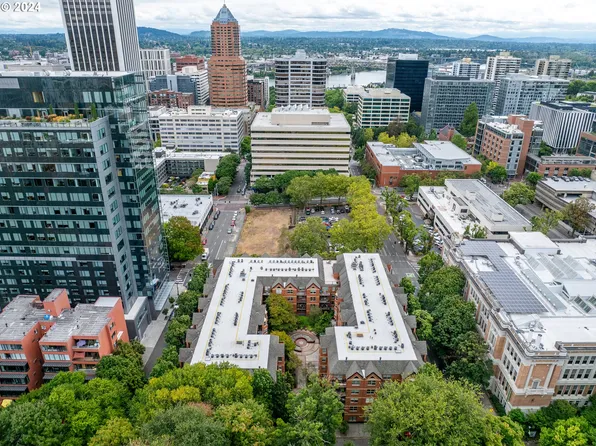 1500 SW Park Ave APT 325, Portland, OR 97201