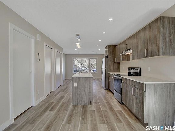 3rd image of 2423 Reynolds Street