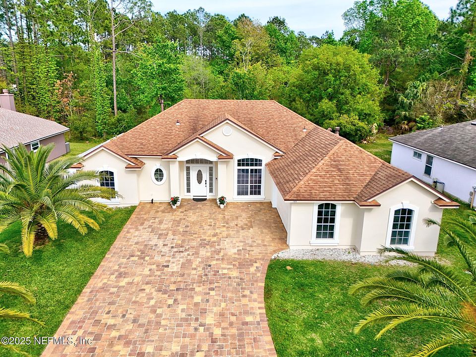 1st image of 1855 WILLESDON Drive E