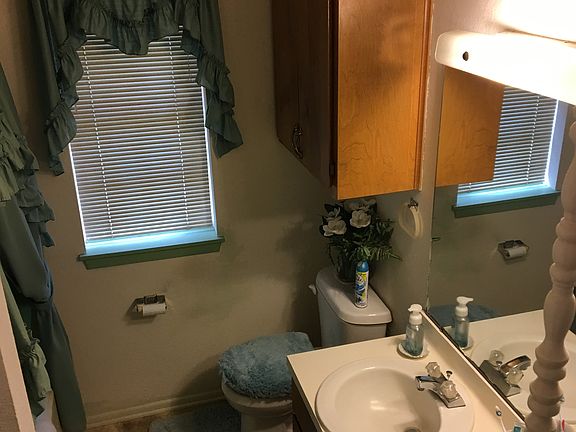 2nd Bathroom