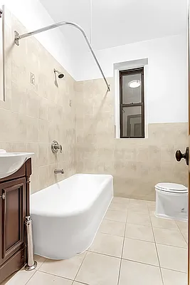 Rented by Engel and Völkers Brownstone Brooklyn | media 1