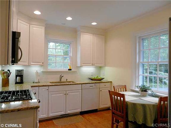 5th image of 4305 W Oxford Cir