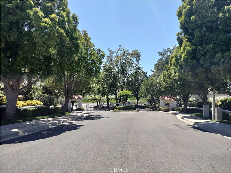 45540 Via Jaca — Photo 36