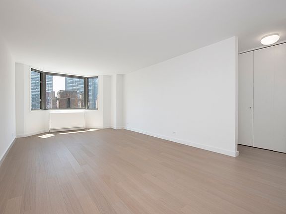 3rd image of 429 E 52nd St APT 19F