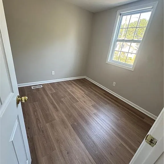 121 Stoneforest Dr — Photo 36