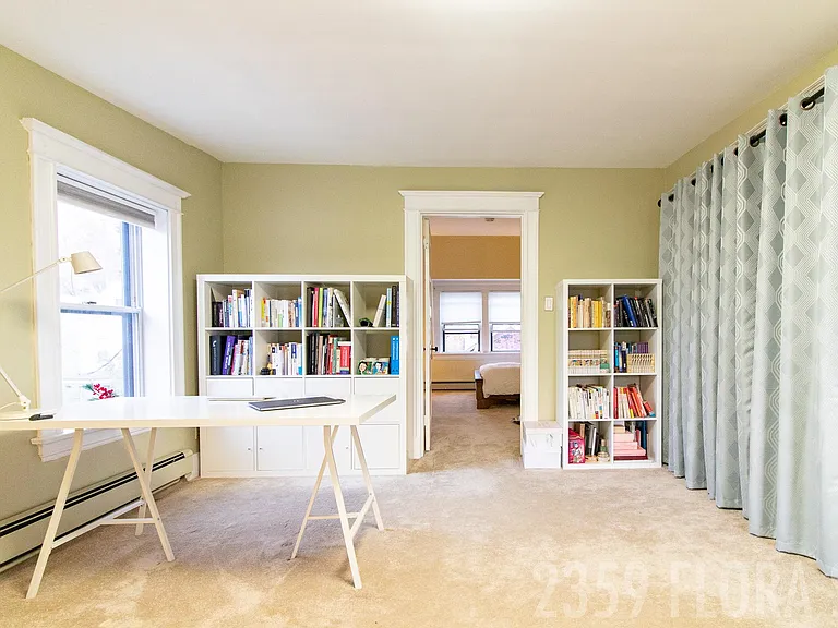 2359 Flora St — Photo 5