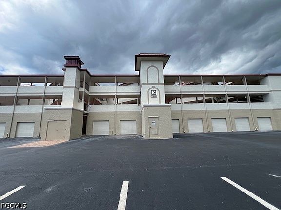 3rd image of 3250 Southshore Dr APT 53B