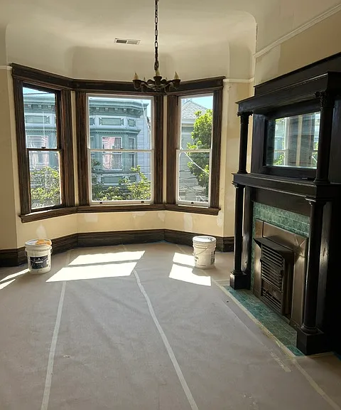 262 Lexington St — Photo 4