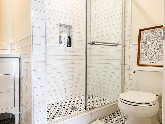 3rd image of 628 S Bambrey St #2B