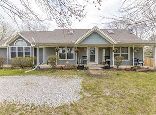 602 Howard Rd, Trimble, MO 64492