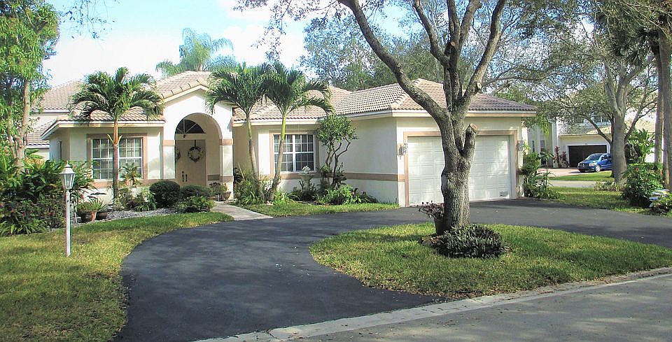 1st image of 5723 NW 46th Dr