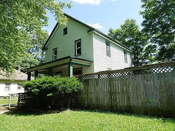 3rd image of 1344 E Bourbonnais St
