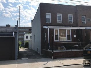 1924 23rd Dr, Astoria, NY 11105