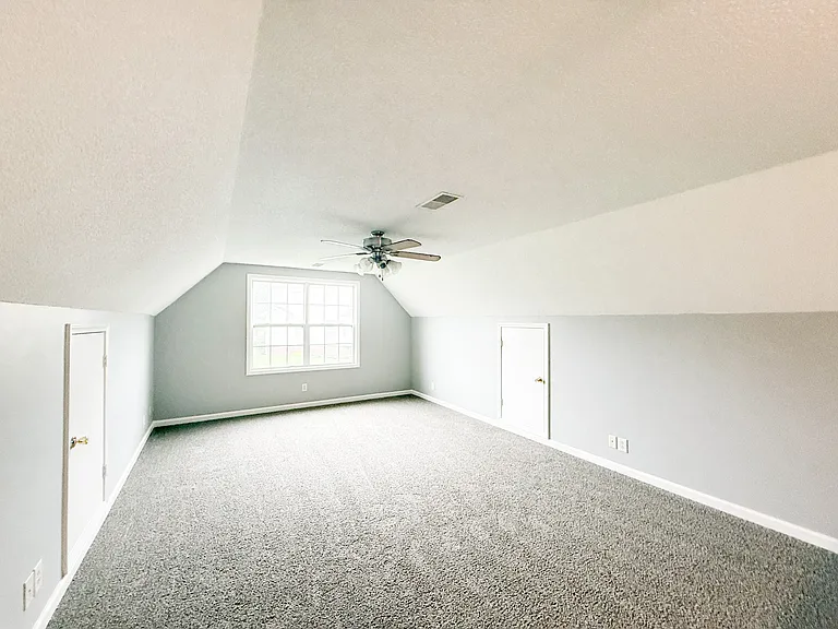 2604 Sugarhill Ct — Photo 16