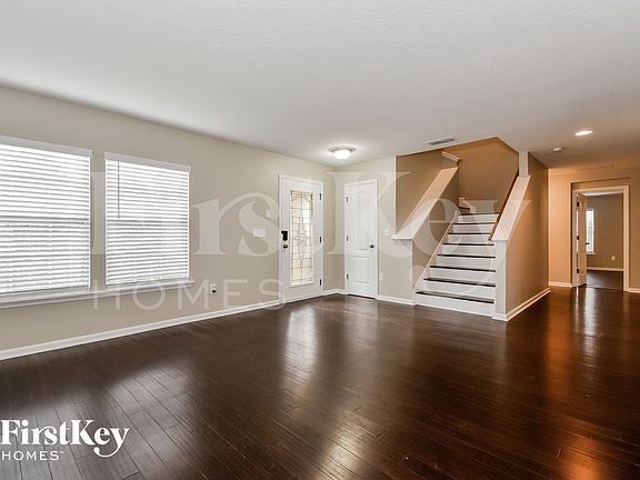 2nd image of 3889 Marsh Bluff Dr
