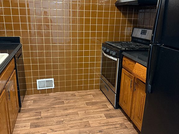 3rd image of 6041 W Port Ave APT 102B