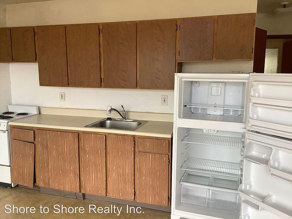 2nd image of 1774 Lower Main St