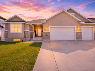 3032 S 2125 W, West Haven, UT 84401