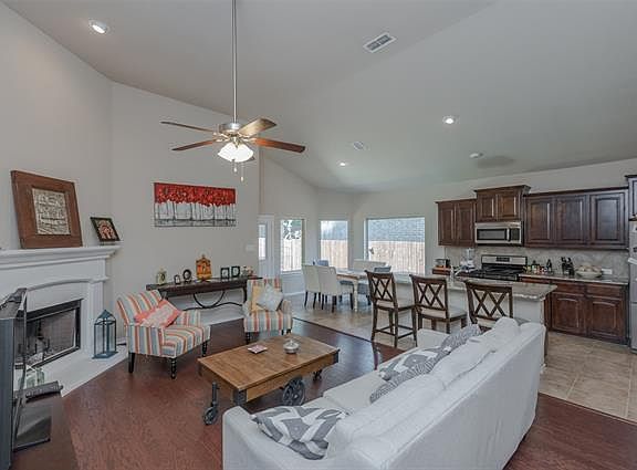 2nd image of 5024 Split Rock Dr