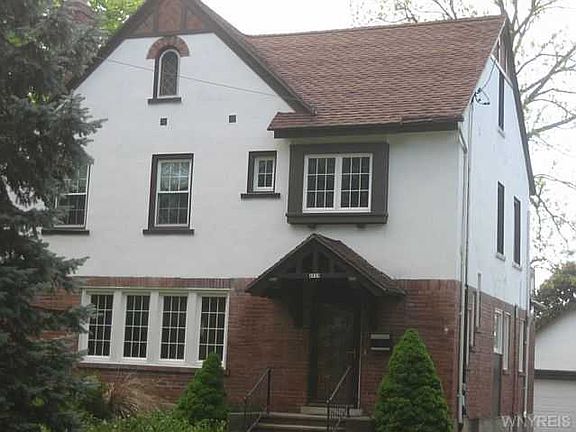 3rd image of 4210 Washington St