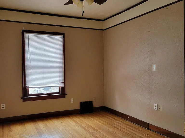 512 College Ave #1 — Photo 11