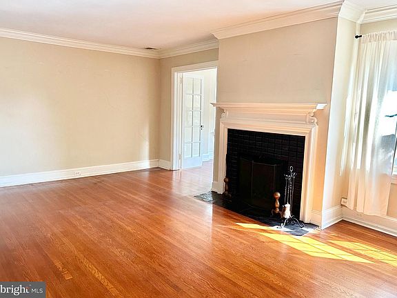 4th image of 212 Idris Rd APT F3