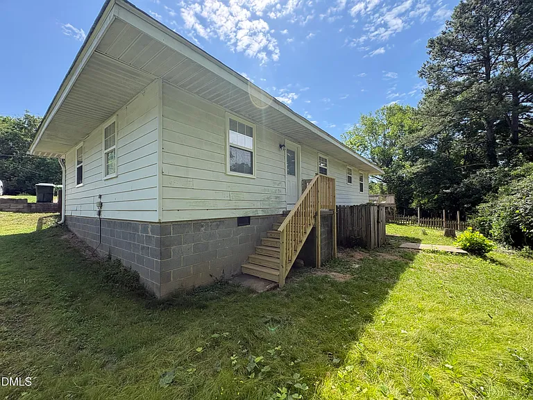 1704 Sundial Pl — Photo 22