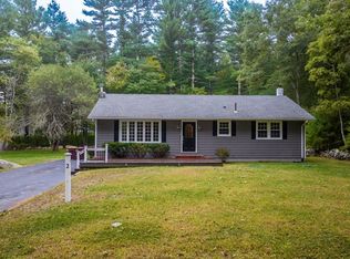 2 Woodland Rd, Acushnet, MA 02743