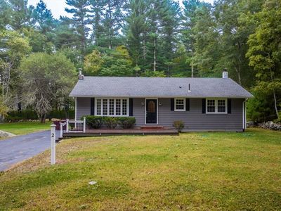2 Woodland Rd, Acushnet, MA, 02743