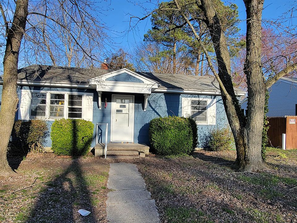1st image of 719 Jefferson St