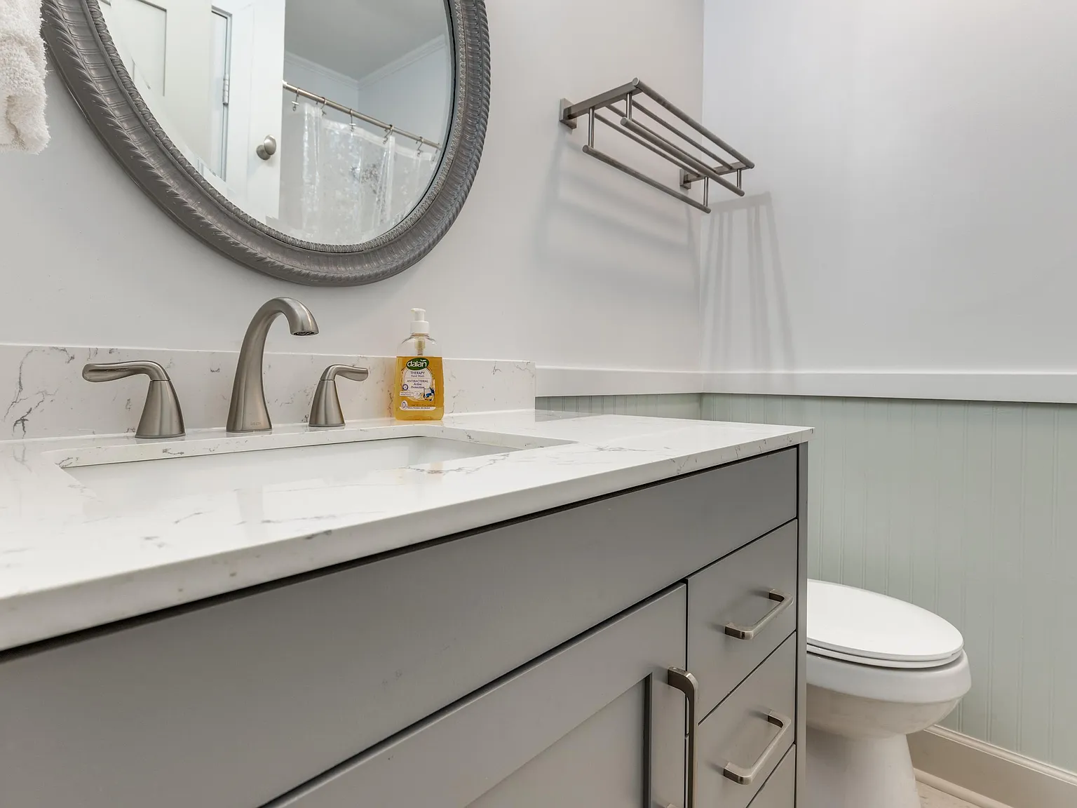 4 bed, 2.0 bath, 1416 sqft, $706 — Photo 2