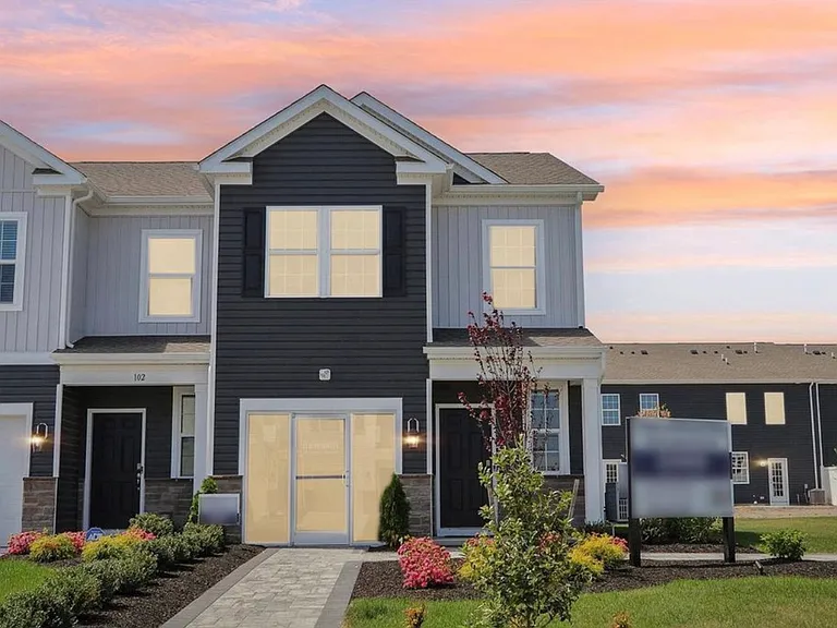 126 Corolla Dr — Photo 6