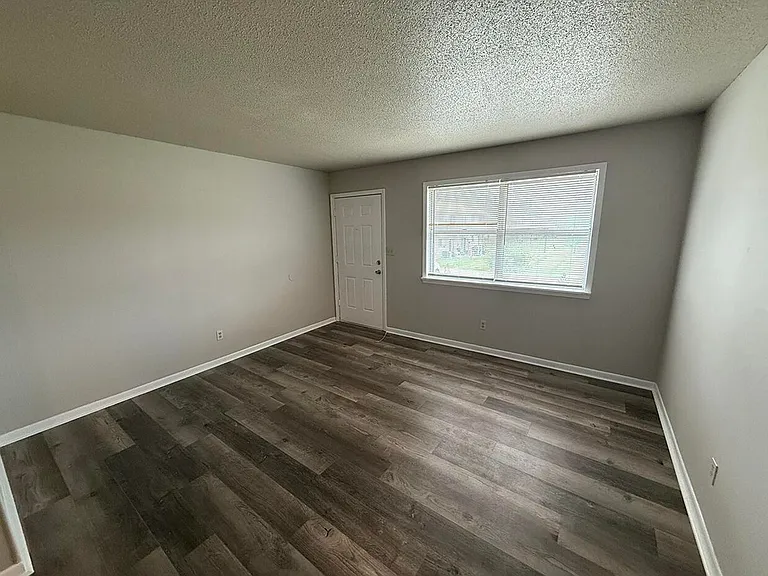 7309 N Moberly Dr #B — Photo 9