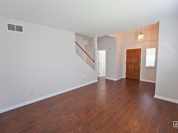 5th image of 2713 Pecangrove Dr