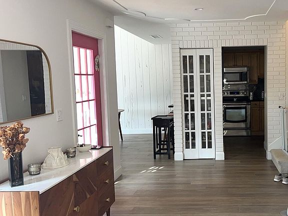 2nd image of 4651 Holly Lake Drive