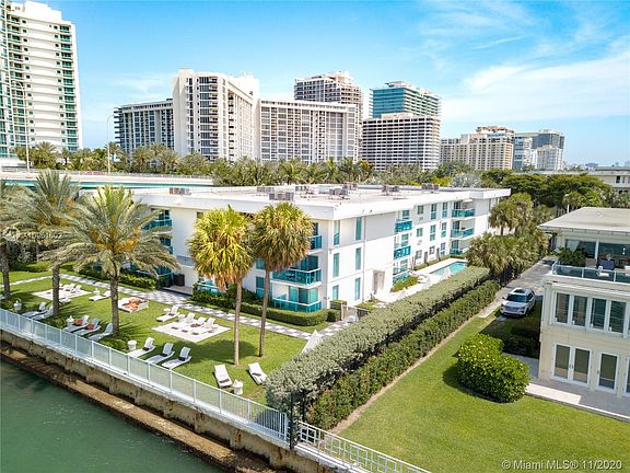 5th image of 290 Bal Bay Dr APT 102