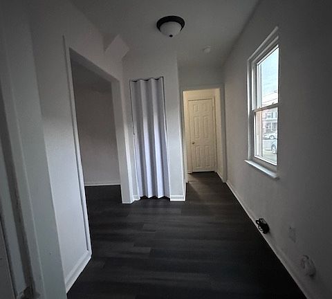 5th image of 329 Maple Ave