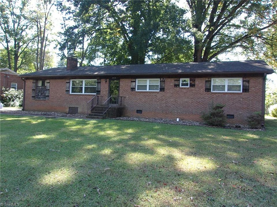 1st image of 3439 Hillside Dr