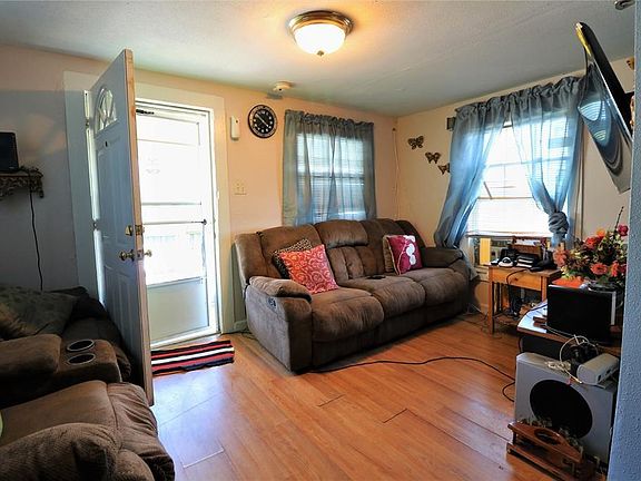 2nd image of 1315 51st St