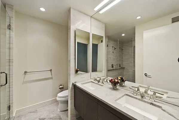 Sold by Nest Seekers International | media 7