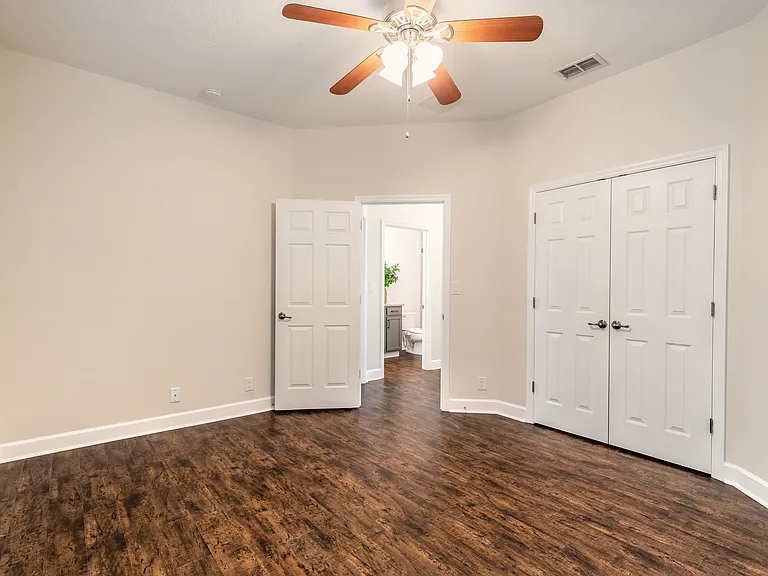 147 Birchmont Dr — Photo 17