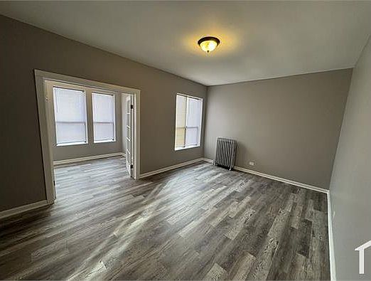 2nd image of 7446 S Kingston Ave APT 2S